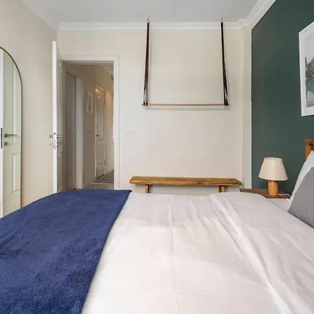 Апартаменты Sleek Flat With Great Location In Tesvikiye *